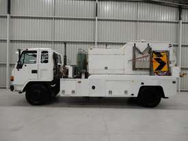Isuzu FSR650 Road Maint Truck - picture0' - Click to enlarge