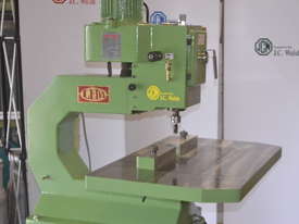 Overhead Router - picture1' - Click to enlarge