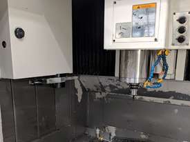 CNC Milling Machine - picture0' - Click to enlarge