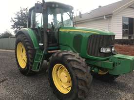 John Deere 6820 Tractor - picture0' - Click to enlarge