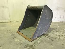 UNUSED 600MM DIGGING BUCKET TO SUIT 6-8T EXCAVATOR E034 - picture0' - Click to enlarge