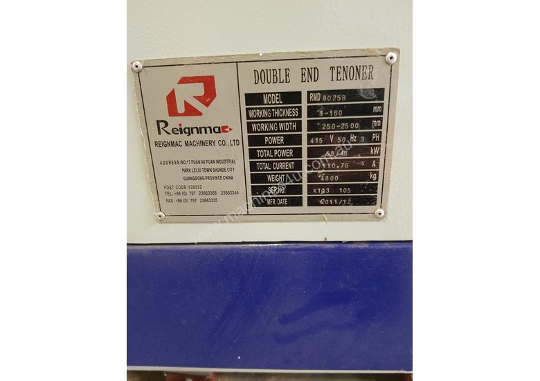 caption REIGNMAC DOUBLE END TENONER