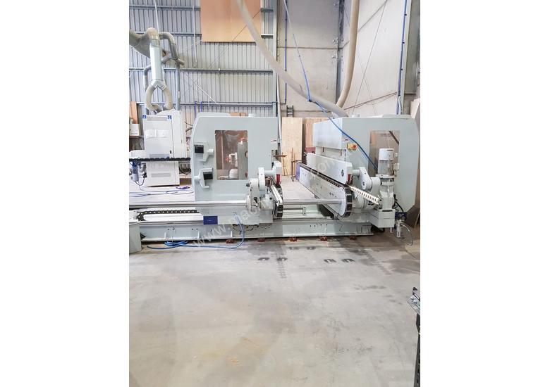 caption REIGNMAC DOUBLE END TENONER