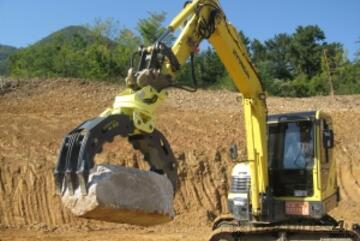 GARDNER ENGINEERING - Rotating & Fixed Hydraulic Grabs and Bucket Grapples