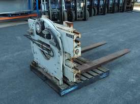 Forklift rotator clamp class 4  - picture0' - Click to enlarge