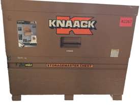 Knaack Site Tool Box Lockable Piano Box Storagemaster Tool Chest Model 89AZ - picture0' - Click to enlarge