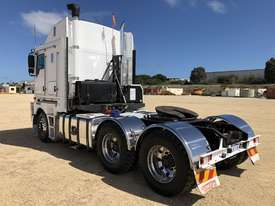 2014 KENWORTH K200 PRIME MOVER - picture2' - Click to enlarge