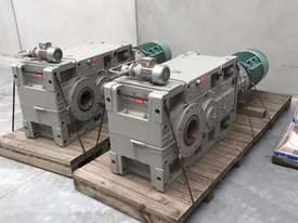 NEW 30 kw 40 hp 9 rpm output Bonfiglioli Geared Motor - picture2' - Click to enlarge