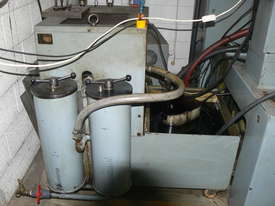 Makino EDM spark eroder - picture2' - Click to enlarge