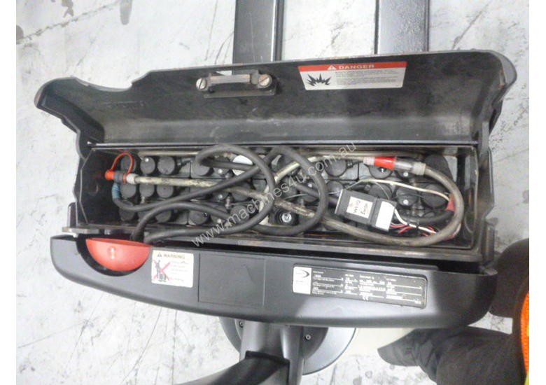 caption Crown Electric Pallet Movers WP2315 (Perth branch)