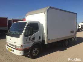 2004 Mitsubishi Canter FE639 - picture2' - Click to enlarge