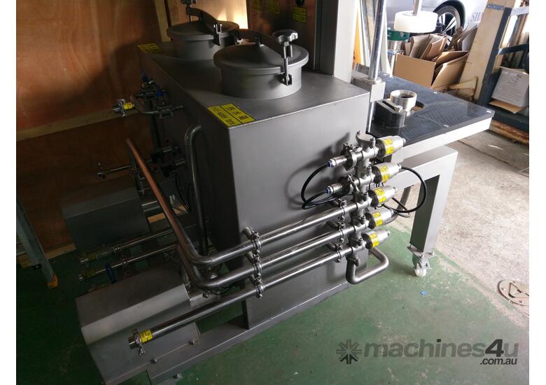caption Keg Washer and Filler