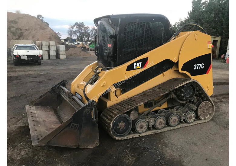 caption Caterpillar CAT 277C Track loader MACHTL