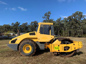 Bomag BW216D-4 Vibrating Roller Roller/Compacting - picture0' - Click to enlarge