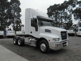 Iveco Powerstar 7200 Primemover Truck - picture0' - Click to enlarge