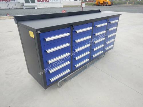 2.1m Work Bench/Tool Cabinet c/w 20 Drawers