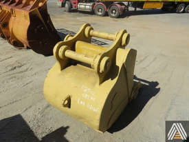 Caterpillar 1000mm Bucket-GP Attachments - picture0' - Click to enlarge