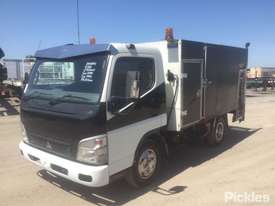 2005 Mitsubishi Canter FE83 - picture2' - Click to enlarge