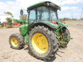 John Deere 5820 FWA/4WD Tractor - picture2' - Click to enlarge