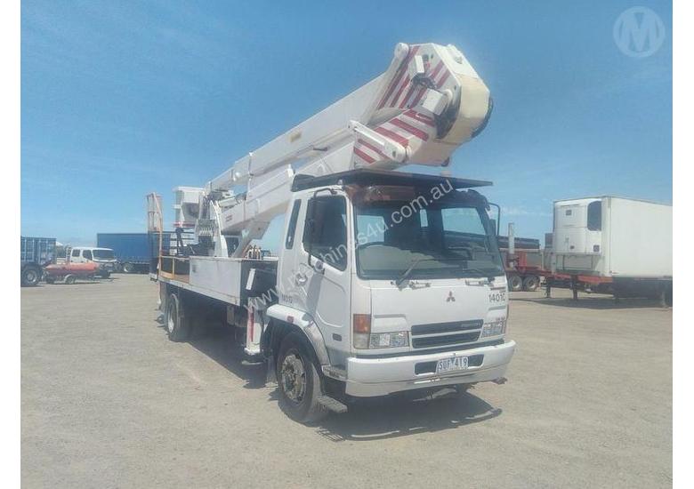 caption Mitsubishi Fighter