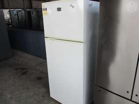 Kelvinator 420l Fridge/freezer - picture0' - Click to enlarge