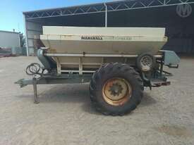 Marshall 850T Trailed - picture2' - Click to enlarge