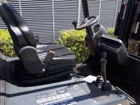 Used Forklift:  H18T Genuine Preowned Linde 1.8t - picture2' - Click to enlarge