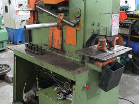 Sunrise IW-45A 45 Tonne Ironworker (415V) – Stock # 3517 - picture1' - Click to enlarge