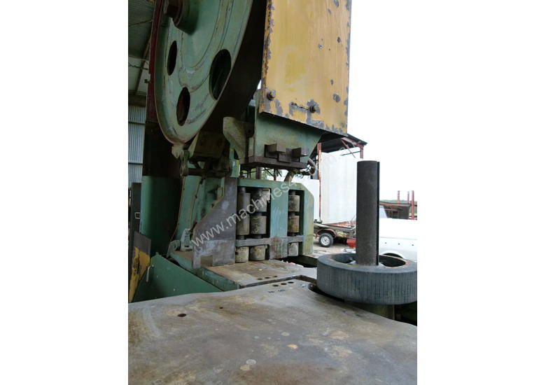 caption Working Robinson 48 inch Band Saw .