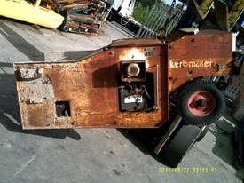 arrow 770 auto / manual kerb machine - picture0' - Click to enlarge