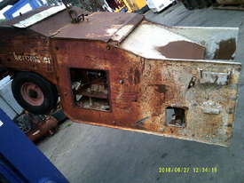 arrow 770 auto / manual kerb machine - picture0' - Click to enlarge