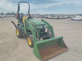 John Deere 2025r - picture0' - Click to enlarge