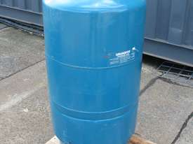 Pressure Tank - 75L - Grundfos PT75HP - picture0' - Click to enlarge