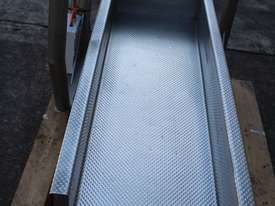 Vibratory feeder - picture0' - Click to enlarge