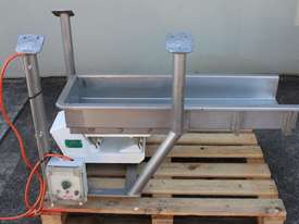 Vibratory feeder - picture2' - Click to enlarge