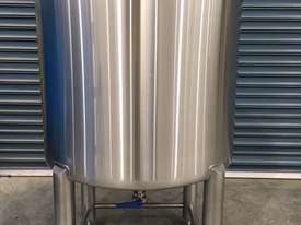 1,000ltr New Stainless Steel Tank (Made to Order) - picture0' - Click to enlarge