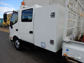 Hino 717 - 300 Series Tray Truck - picture2' - Click to enlarge