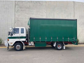 Isuzu FSR500 Curtainsider Truck - picture0' - Click to enlarge