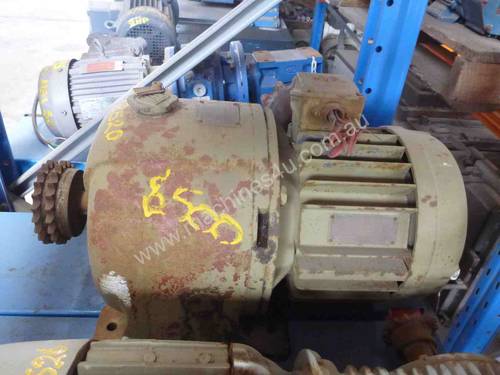 Borg Warne 1.5HP 3 Phase Electric Reduction Box Motor / 96RPM