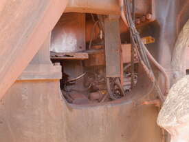 Komatsu HD605 Underground Dump Truck - picture2' - Click to enlarge