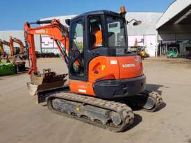 2016 KUBOTA U55-4 EXCAVATOR WITH A/C CABIN AND TILT HITCH - picture0' - Click to enlarge