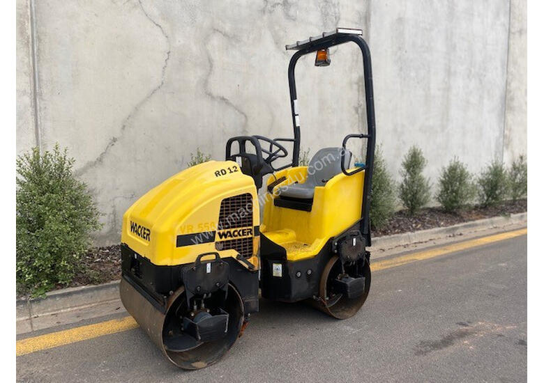 caption Wacker RD12A Vibrating Roller Roller/Compacting