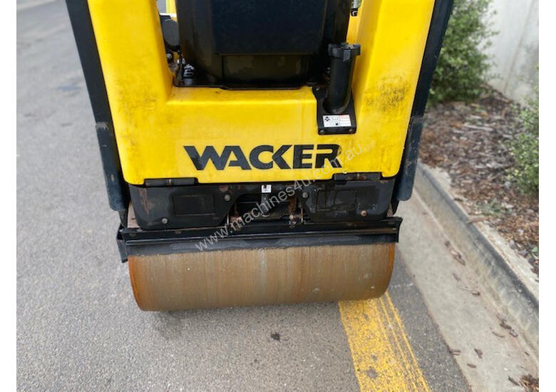 caption Wacker RD12A Vibrating Roller Roller/Compacting