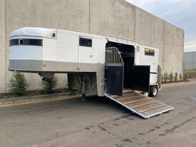 Workmate Tag Horse Float Trailer - picture0' - Click to enlarge
