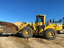 Komatsu WA500-3 Loader/Tool Carrier Loader - picture0' - Click to enlarge