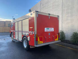 International Acco 2350G Service Body Truck - picture1' - Click to enlarge