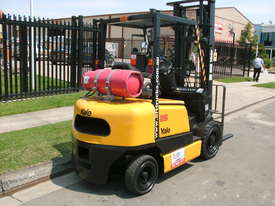 Yale GLP25RH Forklift - picture1' - Click to enlarge