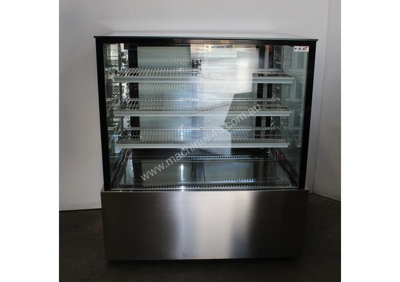 caption FED SL840V Refrigerated Display