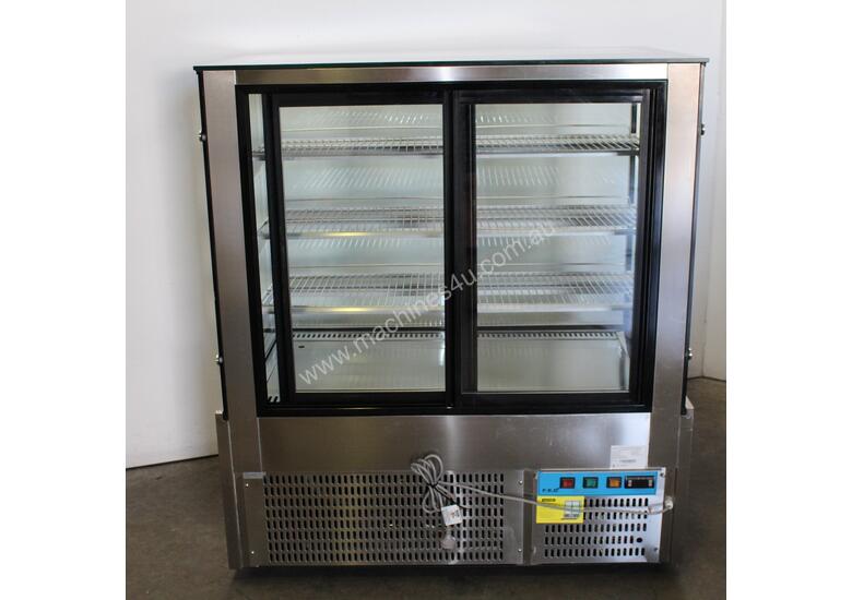 caption FED SL840V Refrigerated Display