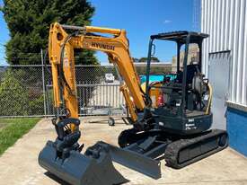 HYUNDAI ROBEX 25Z-9AK EXCAVATOR - picture0' - Click to enlarge